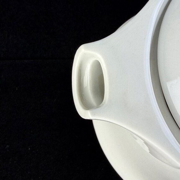 Georg Jensen Lausanne White Porcelain Teapot Modernist Swiss Fine Porcelain - Picture 8 of 13